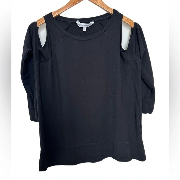 Cupcakes & Cashmere Black Mariam Cold Shoulder Top‎ Small - Picture 1 of 9